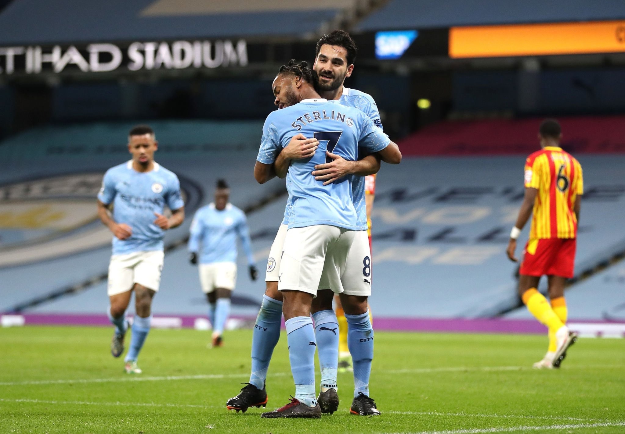 与年轻筹码 与年轻筹码